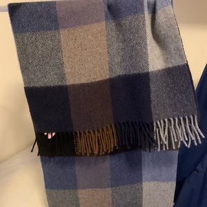 Beautiful Chelsey by Johnson 100% Polyester Scarf